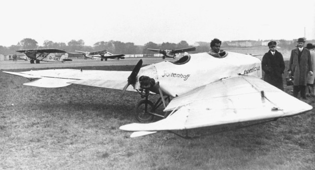 So LF 5 Vorführung in Tempelhof, im Flzg Espenlaub (Frost)